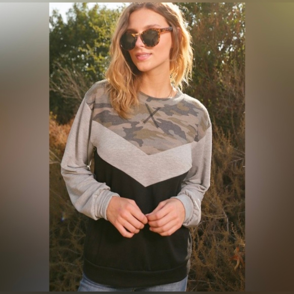Wanna B Women's Sweatshirt